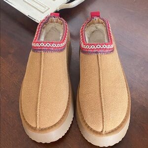 Tan Slip-On Cozy Shoes with Red Trim